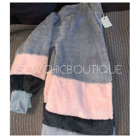 Gray Sherpa Fleece Color Block Open Cardigan - Picture 7 of 8